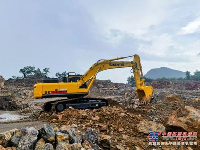 山推挖掘機(jī)亮相泰國(guó)市場(chǎng)，硬核裝備助力礦山施工新變革